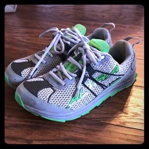 Altra womens Superior Running Shoe 8.5